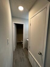 2906 Corpus Christi St, Unit 2 in Laredo, TX - Building Photo - Building Photo