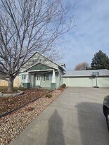 6315 Metro St in Klamath Falls, OR - Building Photo