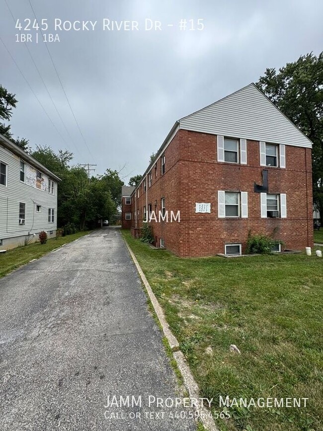 4245 Rocky River Dr in Cleveland, OH - Building Photo - Building Photo