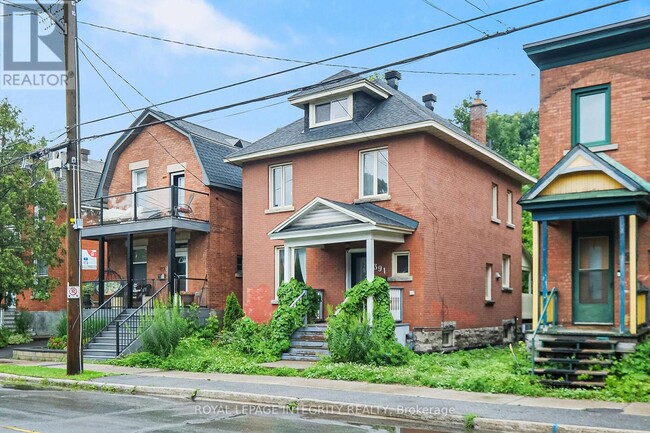 property at 391 Sunnyside Ave
