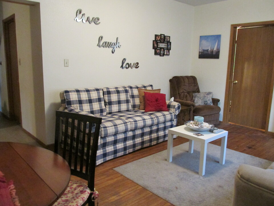 2218 Merner Ave in Cedar Falls, IA - Building Photo