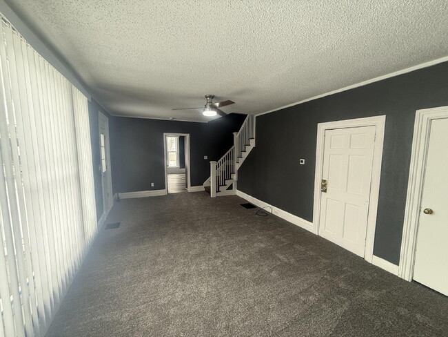 404 6th St NW in Grand Rapids, MI - Building Photo - Building Photo
