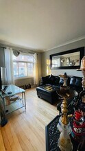 2560 Tillemont Rue in Montréal, QC - Building Photo - Building Photo