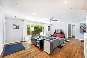 3408 Bonnie Rd in Austin, TX - Building Photo - Building Photo