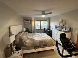 2710 Dale St N in Roseville, MN - Building Photo