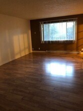 River West Apartments in Bend, OR - Building Photo - Building Photo