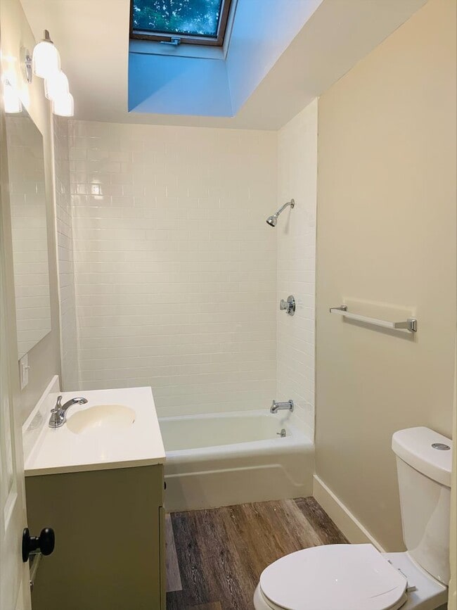 property at 1398 Quechee-Hartland Rd