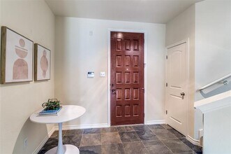 13900 Noel Rd in Dallas, TX - Building Photo - Building Photo