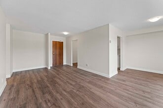 Grandview Apartments in Chatham-Kent, ON - Building Photo - Building Photo