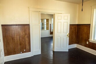 42 Dorchester St in Worcester, MA - Building Photo - Building Photo