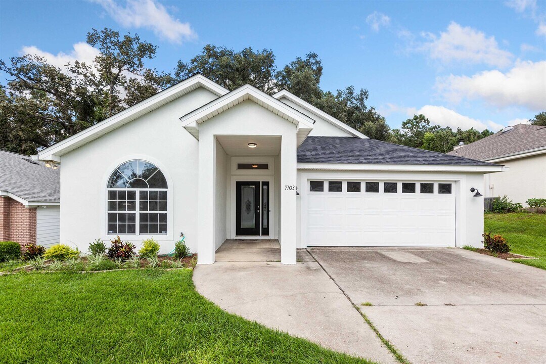 7103 Shady Grove Way in Tallahassee, FL - Building Photo