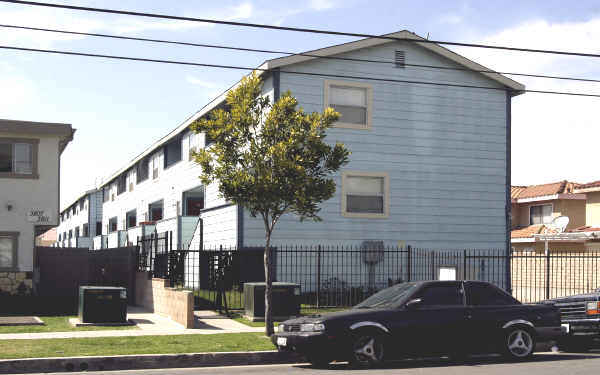 3815 Bresee Ave in Baldwin Park, CA - Building Photo