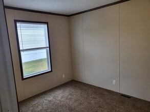 84 Elm in Highland, MI - Building Photo - Building Photo
