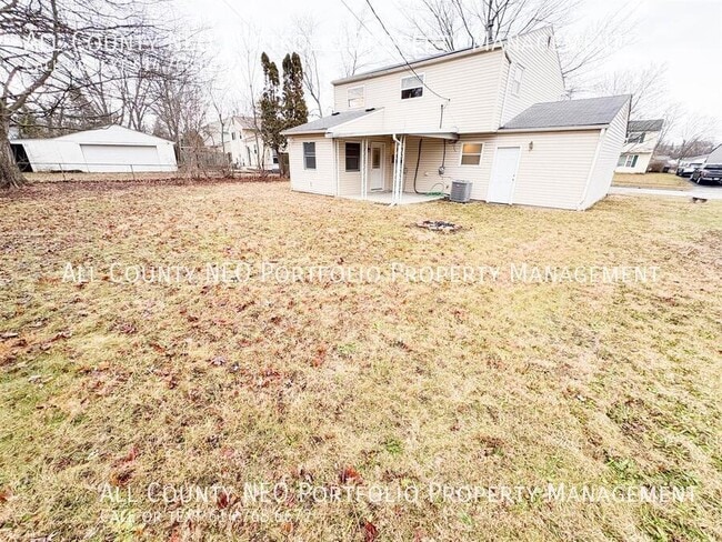 4601 Paxton Dr S in Hilliard, OH - Building Photo - Building Photo