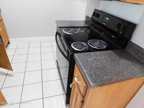 5539 Bradley Dr in Southaven, MS - Foto de edificio - Building Photo