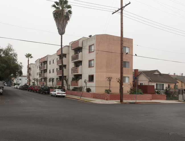 Oxford Apartments in Los Angeles, CA - Building Photo - Building Photo