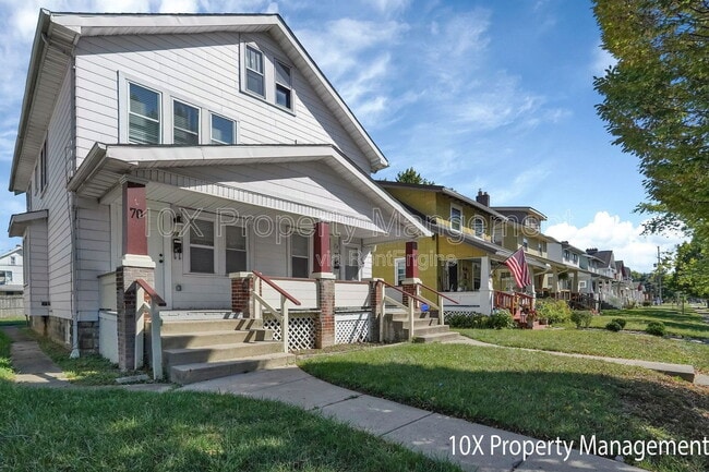 70 N Powell Ave in Columbus, OH - Foto de edificio - Building Photo