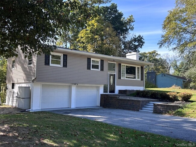 property at 171 Roosevelt Rd