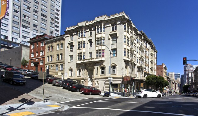 Holluschickie Club in San Francisco, CA - Building Photo - Building Photo