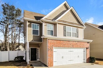 480 Hill Crest Cir in Hiram, GA - Foto de edificio - Building Photo