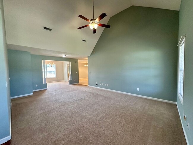 1875 Escallonia Dr in Sumter, SC - Building Photo - Building Photo