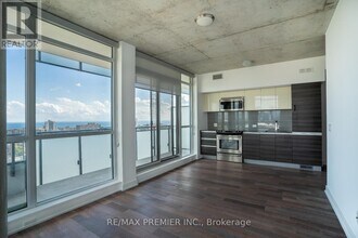 20-1720 Minowan Miikan Ln in Toronto, ON - Building Photo - Building Photo