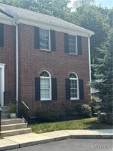 277 Main St in East Aurora, NY - Building Photo - Building Photo
