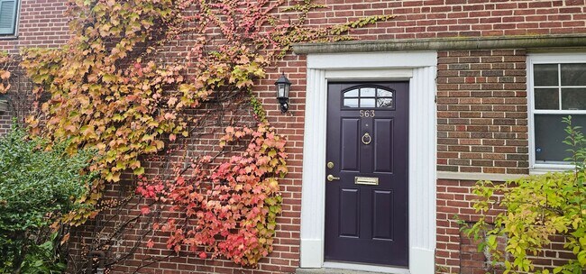 563 VFW Parkway in Boston, MA - Building Photo - Building Photo