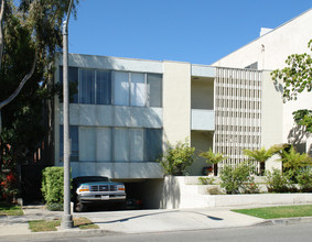 225 S Reeves Dr in Beverly Hills, CA - Building Photo - Building Photo