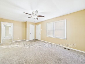 4416 E 138th St in Grandview, MO - Foto de edificio - Building Photo