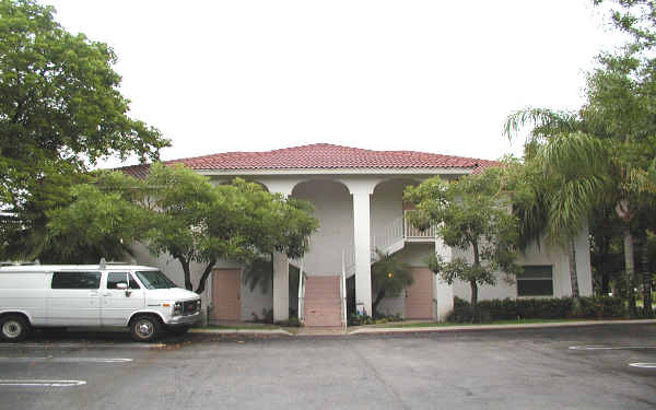 3711 NW 115th Way in Coral Springs, FL - Building Photo - Building Photo