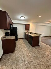 1121 Prairie Rose Dr SW in Cedar Rapids, IA - Building Photo - Building Photo