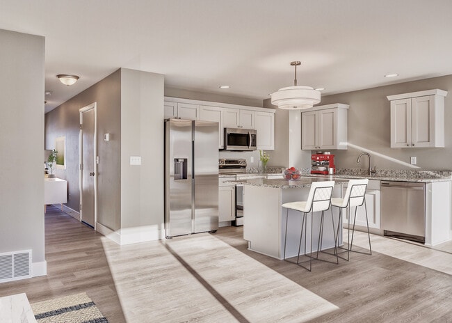property at 640 Ptarmigan Ln