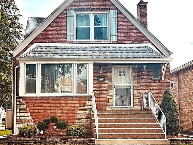 property at 6758 S Karlov Ave