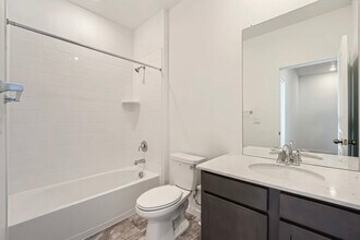 736 N Bersshine Ct in Watkins, CO - Building Photo - Building Photo