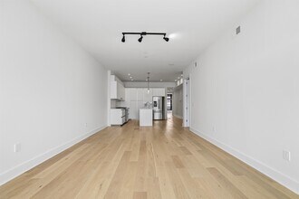 194 Cambridge Ave in Jersey City, NJ - Building Photo - Building Photo