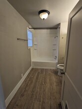 1022 W Morgan St in Denison, TX - Foto de edificio - Building Photo