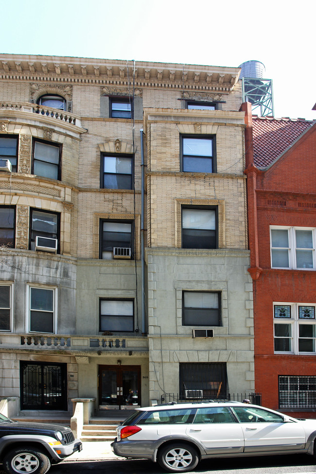 309 W 78th St in New York, NY - Building Photo - Building Photo