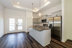 16161 Fontana St in Stilwell, KS - Building Photo