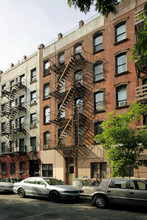 520 East 5th Street in New York, NY - Building Photo - Building Photo