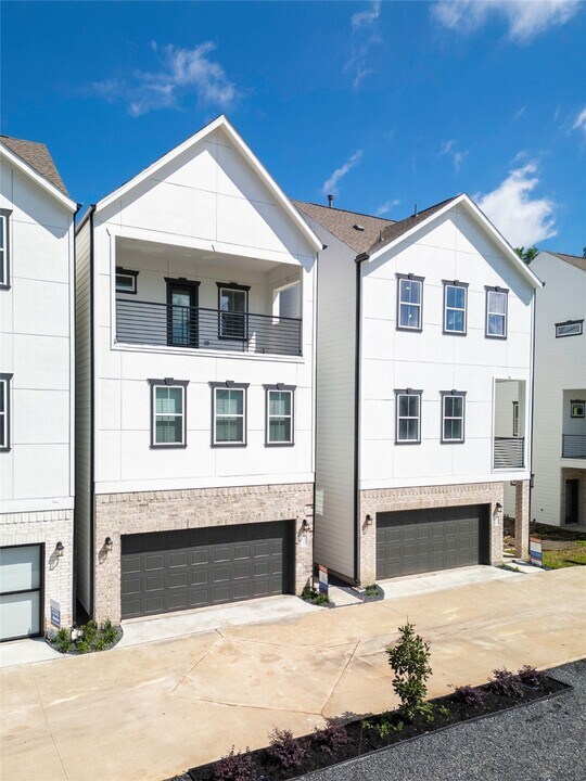 5502 Wheatley St in Houston, TX - Building Photo