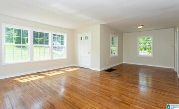 921 5 Mile Rd in Birmingham, AL - Building Photo - Building Photo