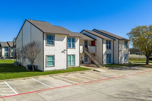 The Boulders at Bois D'Arc Creek in Bonham, TX - Building Photo