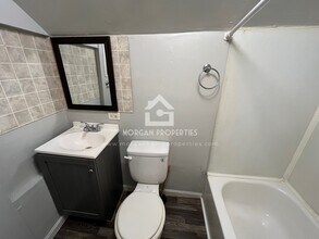 714 Park Ave, Unit .5 in Anderson, IN - Foto de edificio - Building Photo