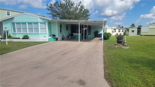 4704 Pago Pago Ln in Bonita Springs, FL - Building Photo - Building Photo