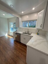 317 Loma Ave in Long Beach, CA - Building Photo - Building Photo