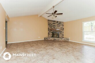 4807 Crestmont Ct in Arlington, TX - Building Photo - Building Photo