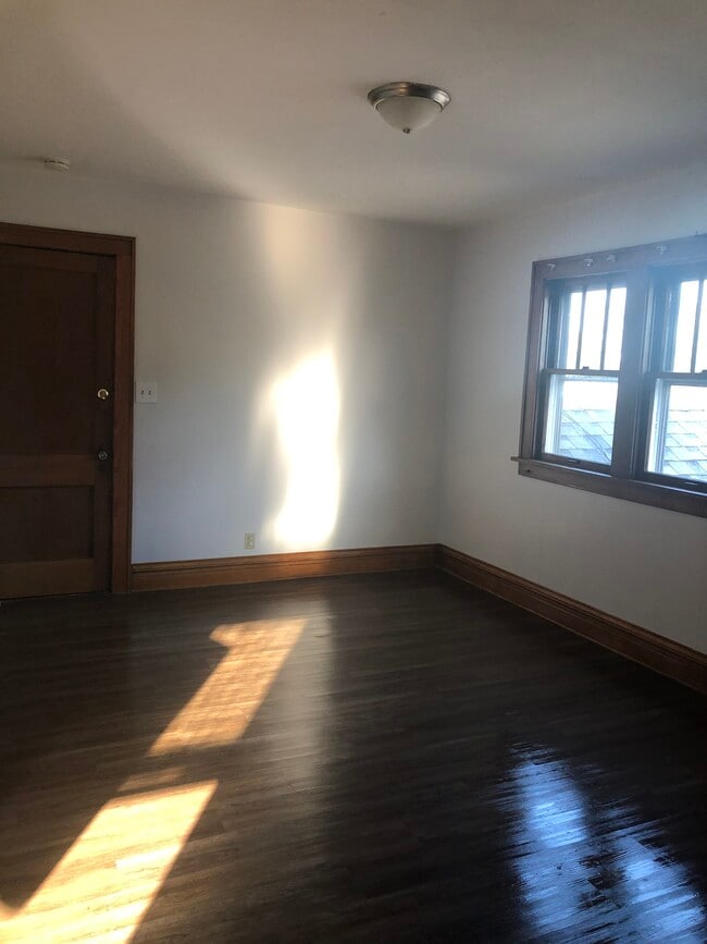 2322 Spring St, Unit 2322 Spring St. in Racine, WI - Building Photo - Building Photo