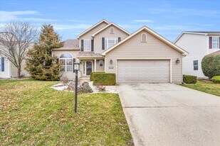 506 E Tomaras Ave in Savoy, IL - Building Photo