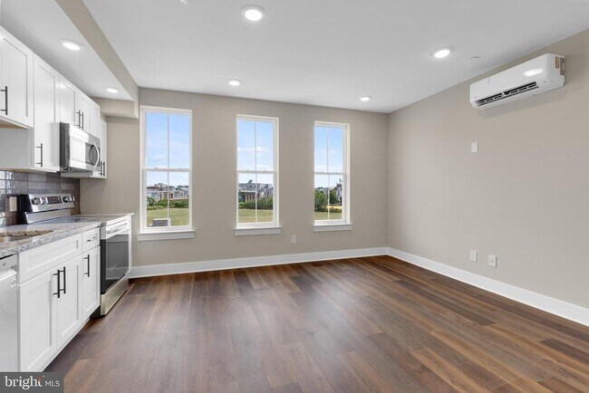 property at 1924 N Front St